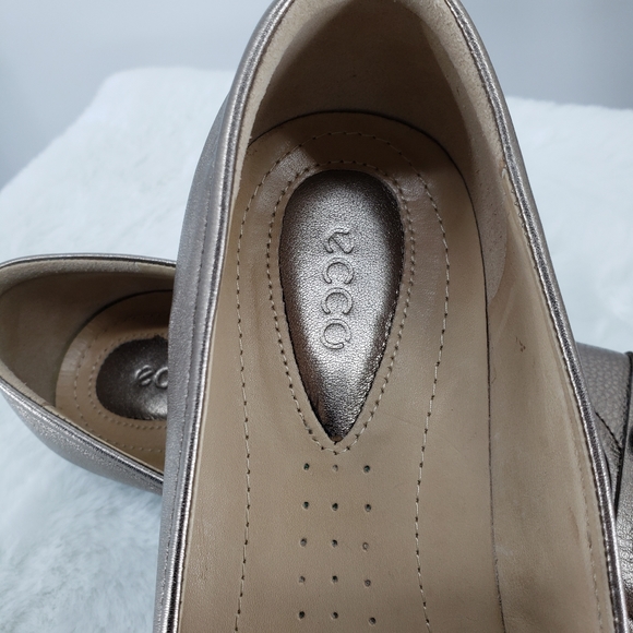 Ecco Gold Ballet Flats Loafers Career Women's 7.5 - Picture 5 of 7